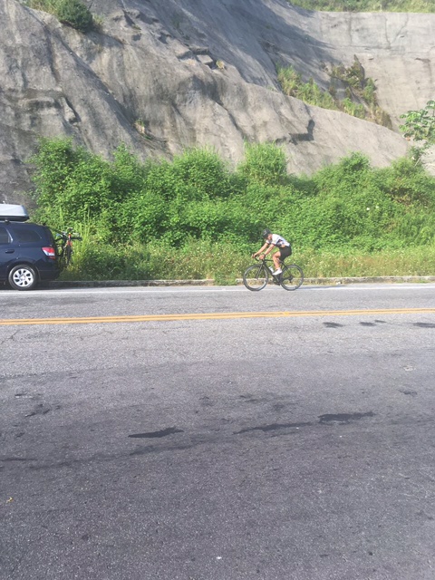 Ciclistas chegam em Angra dos Reis